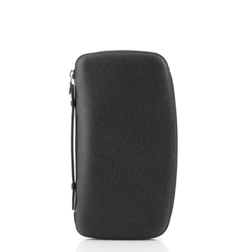Louis Vuitton Zippy Wallet Taiga Leather XL