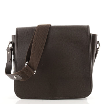 Louis Vuitton Andrei Messenger Bag Taiga Leather