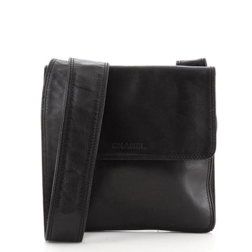 Chanel Vintage Flat Crossbody Bag Leather Small