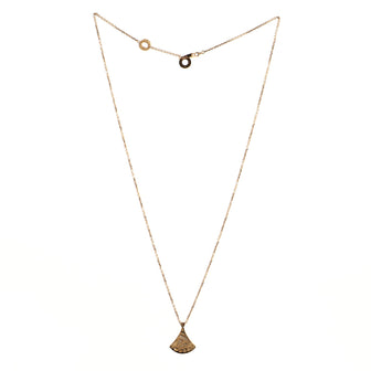 Bvlgari Diva's Dream Pendant Necklace 18K Rose Gold with Mother-of-Pearl and Diamond