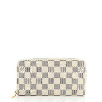 Louis Vuitton Zippy Wallet Damier