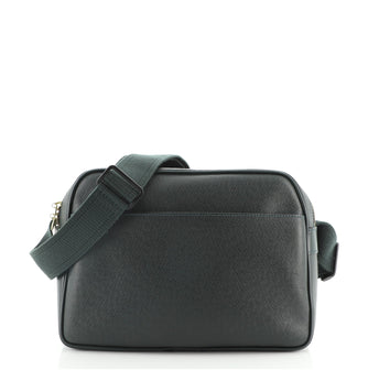 Louis Vuitton Reporter Bag Taiga Leather PM