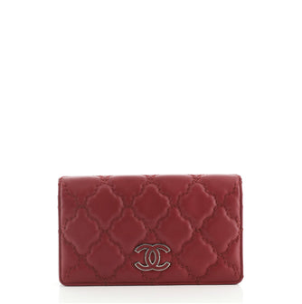 Chanel Double Stitch Hamptons Bifold Wallet Quilted Calfskin