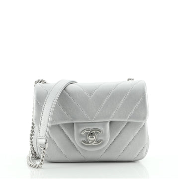 Chanel CC Chain Flap Bag Chevron Lambskin Mini