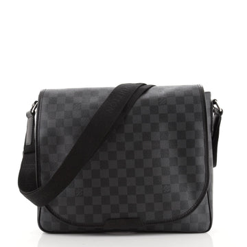 Louis Vuitton Daniel Messenger Bag Damier Graphite MM