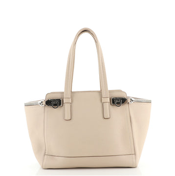 Salvatore Ferragamo Verve Tote Leather Medium