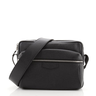 Louis Vuitton Outdoor Messenger Taiga Leather PM