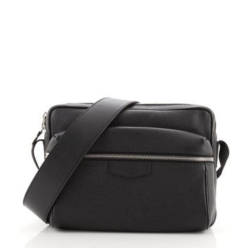 Louis Vuitton Outdoor Messenger Taiga Leather PM