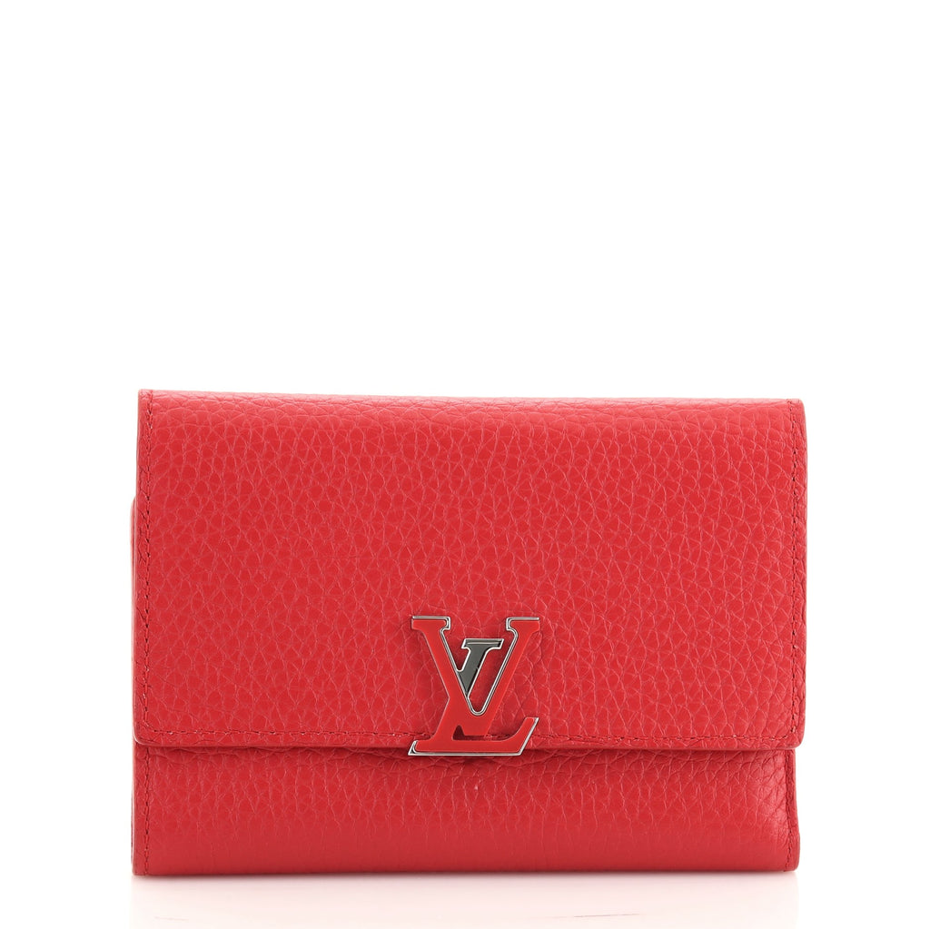 Louis Vuitton Capucines Compact Leather Red Wallet ref.952683 - Joli Closet