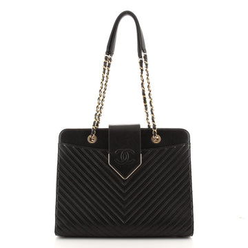 Chanel Collar and Tie Tote Chevron Sheepskin Medium