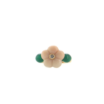 Van Cleef & Arpels Flower Ring 18K Yellow Gold and Coral with Chrysoprase and Diamond