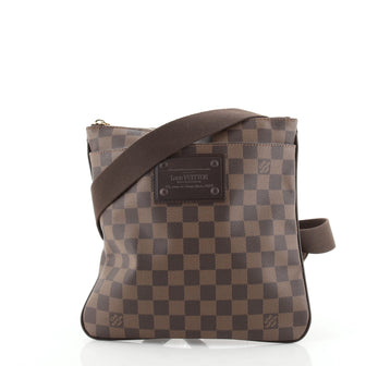 Louis Vuitton Brooklyn Pochette Plate Damier