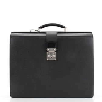 Louis Vuitton Pilot Briefcase Taiga Leather
