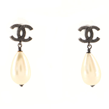 Chanel CC Teardrop Earrings Metal with Faux Pearl