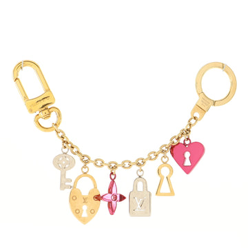 Louis Vuitton Love Lock Heart Key Chain Bag Charm and Key Holder Metal