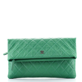 Chanel Beauty CC Clutch Quilted Caviar