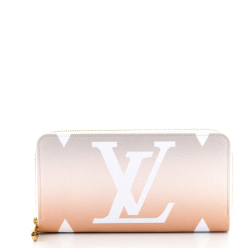 Louis Vuitton Zippy Wallet By The Pool Monogram Giant