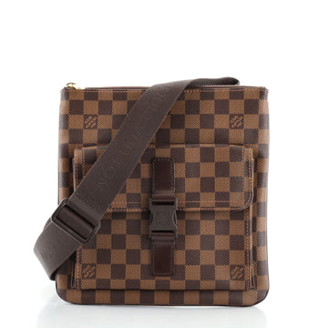 Louis Vuitton Pochette Melville Damier