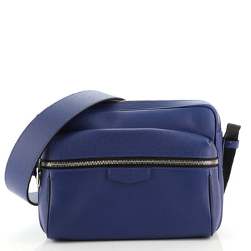 Louis Vuitton Outdoor Messenger Taiga Leather PM