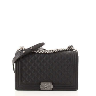 Chanel Boy Flap Bag Quilted Caviar New Medium