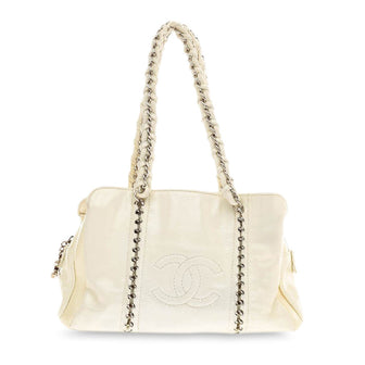 Chanel Luxe Ligne Zipped Tote Patent