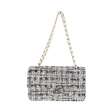 Chanel Classic Flap Tweed 