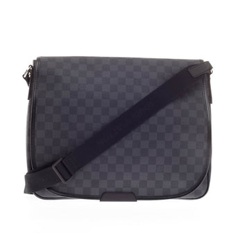 Louis Vuitton Daniel Messenger Damier GM