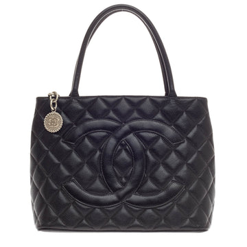 Chanel Medallion Tote Caviar -