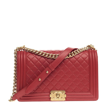 Chanel Boy Flap Quilted Lambskin New Medium