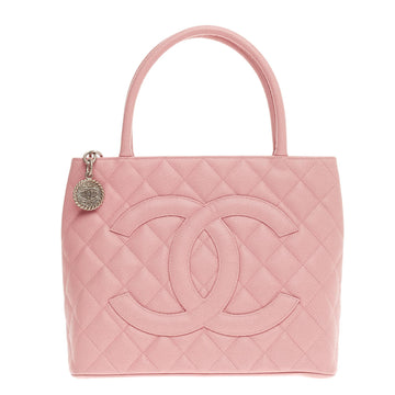 Chanel Medallion Tote Caviar -