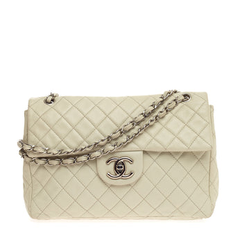 Classic Soft Flap Bag Quilted Caviar Maxi