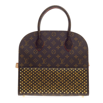 Are Christian Louboutin And Louis Vuitton The Same Thing